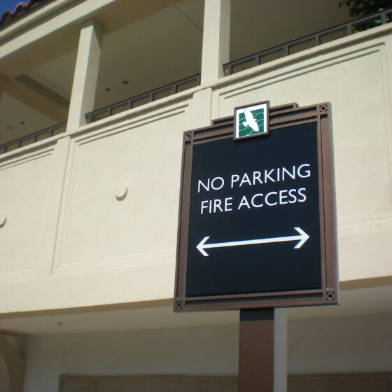 Calabasas CC Parking